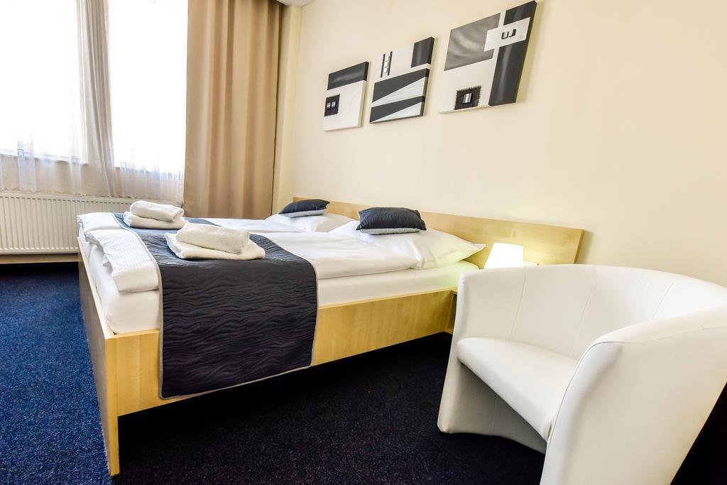 City Hostel Brno Modrice Luaran gambar