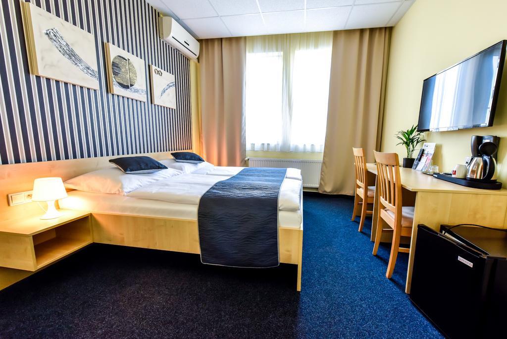 City Hostel Brno Modrice Luaran gambar