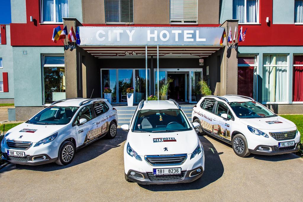 City Hostel Brno Modrice Luaran gambar